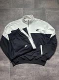 luxnike black white
